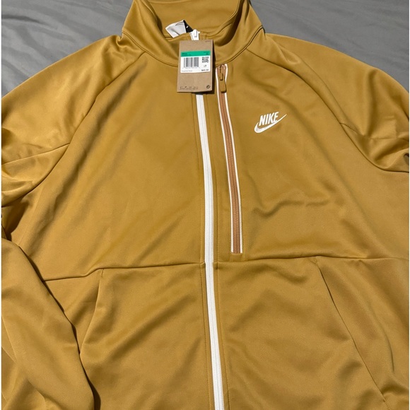 Nike Other - Nike sweater